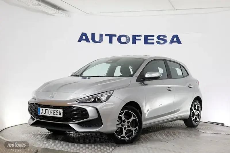 Usado MG MG3 Comfort 194 CV (142 kW) 2024 Plateado Utilitario
