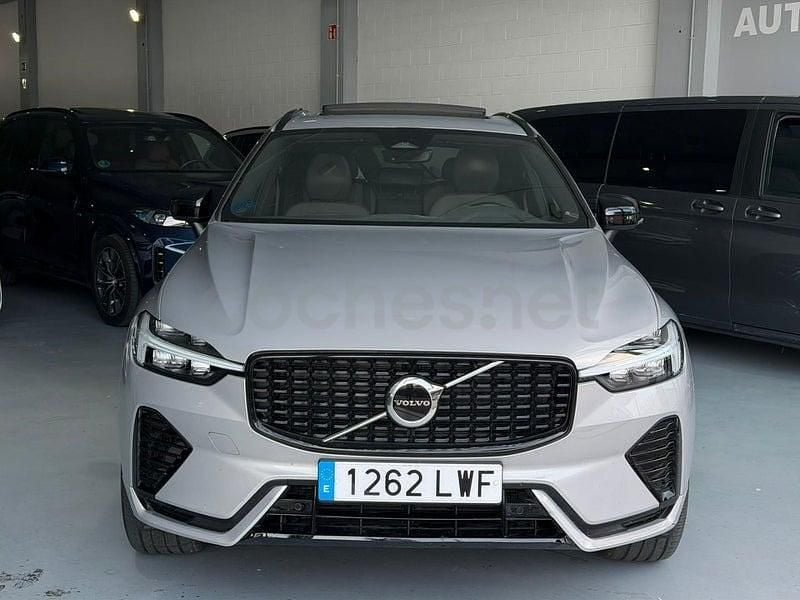 Usado Volvo XC60 Ultimate 350 CV (257 kW) 2022 Gris / plata SUV