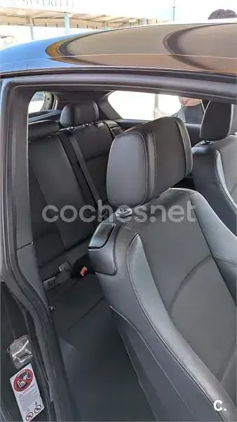 Usado BMW 116 115 CV (84 kW) 2011 Negro Utilitario