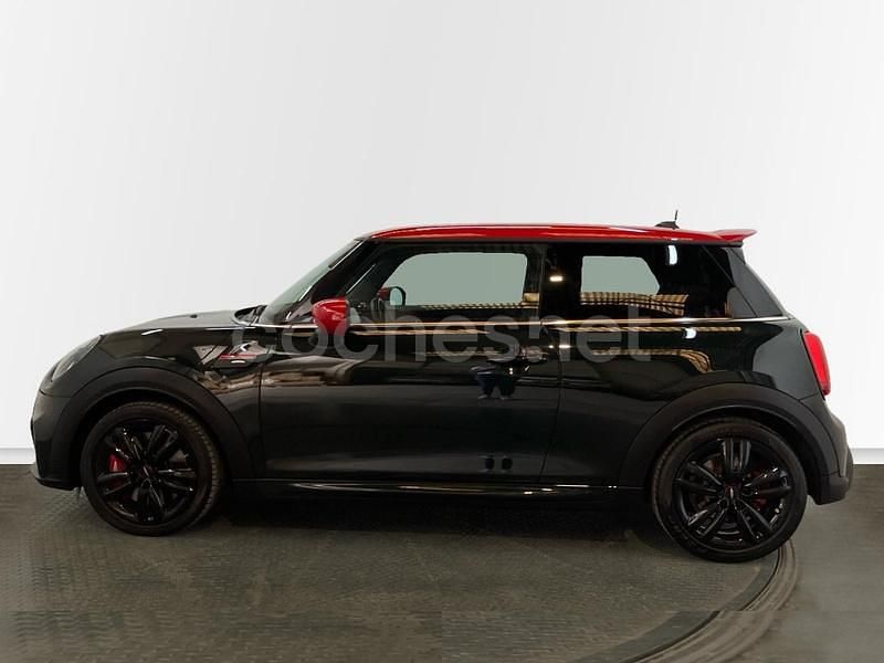 Usado Mini John Cooper Works 231 CV (169 kW) 2023 Verde Utilitario