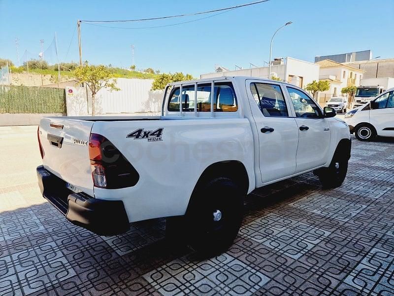 Usado Toyota HiLux 150 CV (110 kW) 2020 Blanco Pickup/Camioneta