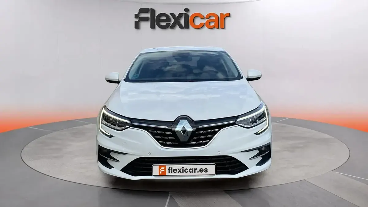 Begagnad Renault Mégane II Techno 140 HK (102 kW) 2023 Vit Sedan