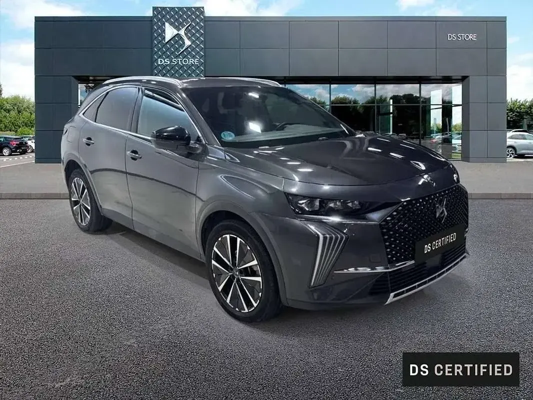 Usado DS Automobiles DS7 Crossback Rivoli 129 CV (94 kW) 2024 Gris SUV