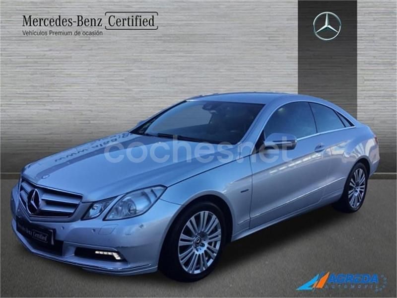 Usado Mercedes E350 231 CV (169 kW) 2009 Plata iridio Coupe