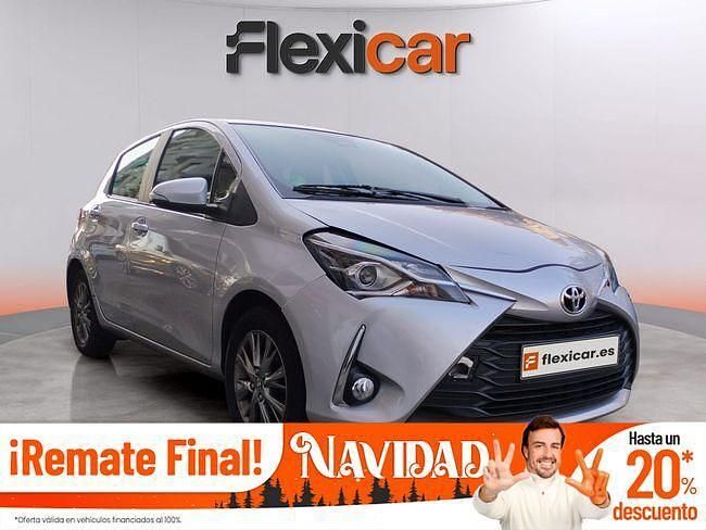 Usado Toyota Yaris 111 CV (81 kW) 2018 Gris Berlina