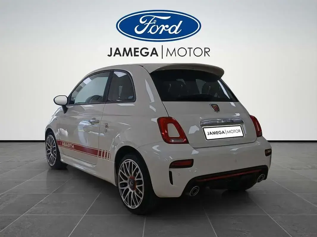 Usado Abarth 595 144 CV (105 kW) 2020 Blanco Utilitario