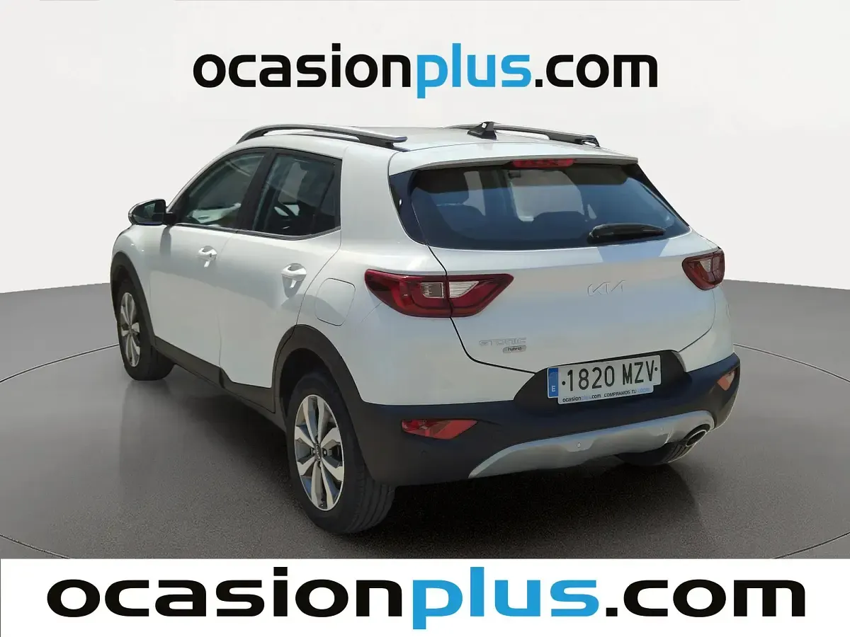 Usado Kia Stonic 101 CV (74 kW) 2025 Blanco SUV