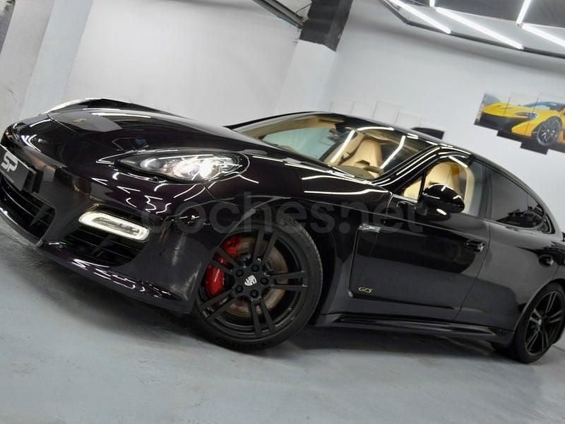 Usado Porsche Panamera 430 CV (316 kW) 2012 Violeta / lila Utilitario