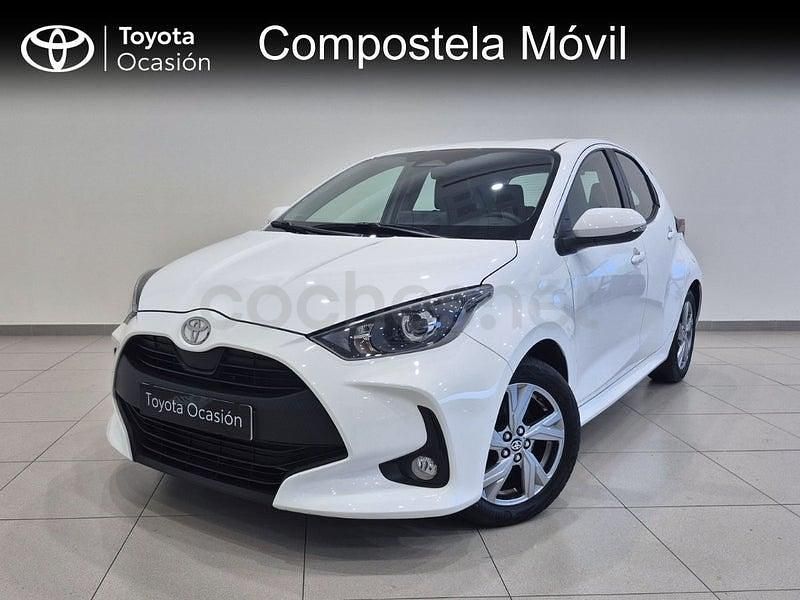 Usado Toyota Yaris Hybrid Active 116 CV (85 kW) 2025 Blanco Berlina