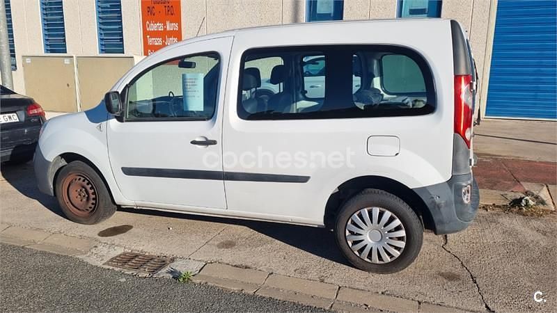 Blanco Usado 2009 Renault Kangoo Expression Familiar | 2200 € - Imagen 1/4