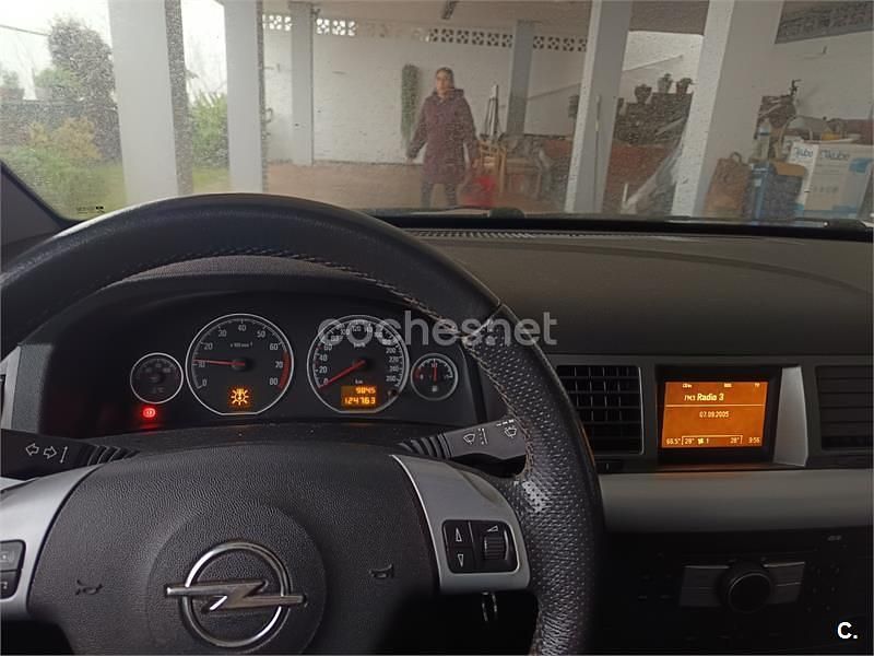 Usado Opel Vectra Comfort 122 CV (89 kW) 2005 Gris / plata Berlina