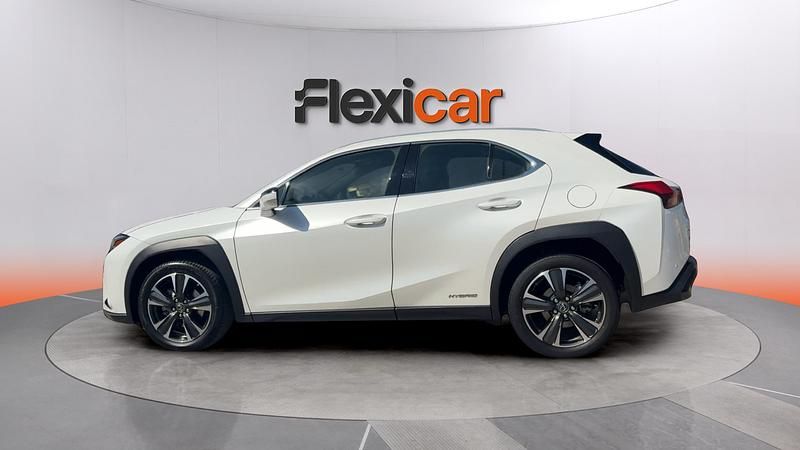 Usado Lexus UX Business Edition 184 CV (135 kW) 2019 Blanco SUV