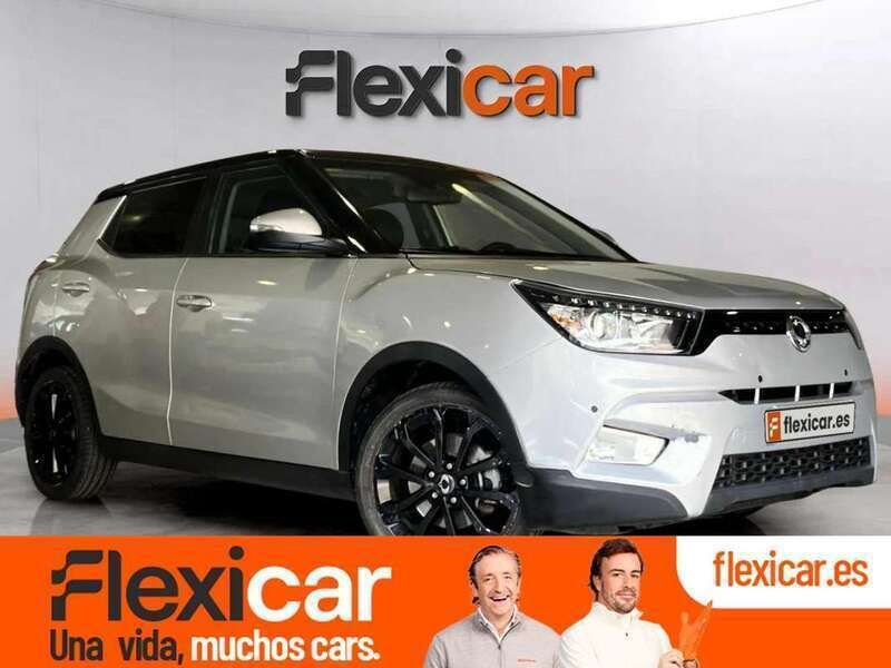 Amarillo Usado 2018 Ssangyong Tivoli Limited SUV | 9990 € - Imagen 1/4