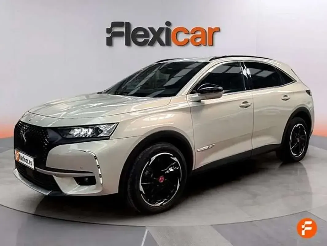 Usado DS Automobiles DS7 Crossback 131 CV (96 kW) 2021 Gris SUV