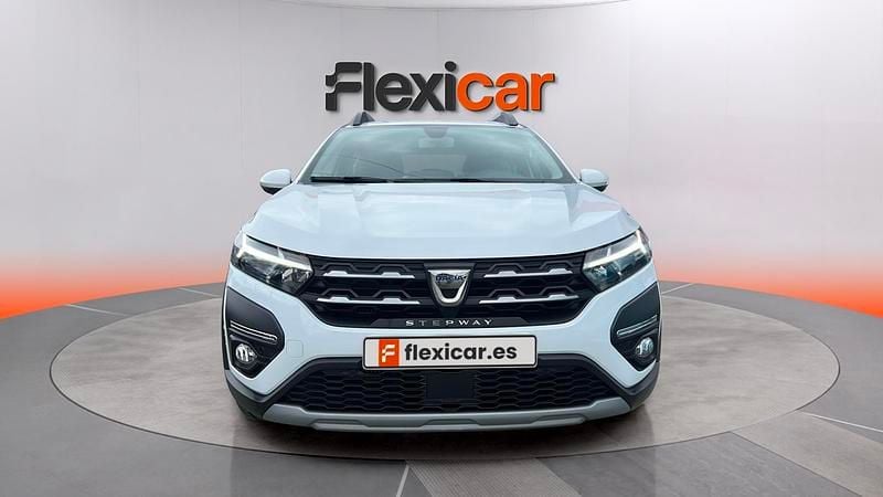 Usado Dacia Sandero Comfort 101 CV (74 kW) 2022 Blanco Berlina
