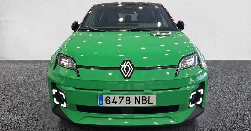 Usado Renault 5 E-Tech Techno 110 kW (150 CV) 2025