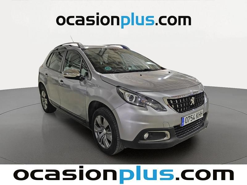 Usado Peugeot 2008 Style 82 CV (60 kW) 2018 Gris SUV