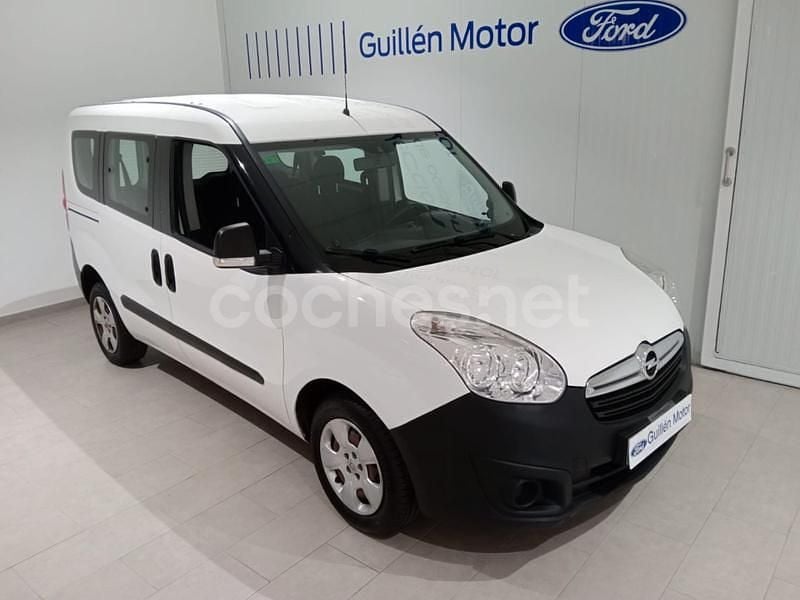Usado Opel Combo Expression 90 CV (66 kW) 2015 Blanco Monovolumen