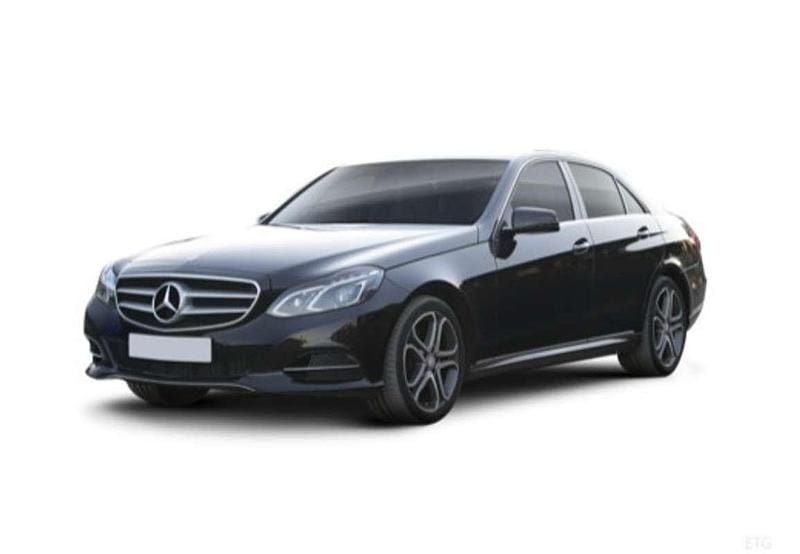 Usado Mercedes E220 Avantgarde 170 CV (125 kW) 2013 Negro Berlina