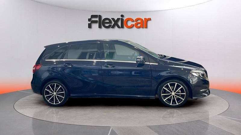 Usado Mercedes B200 136 CV (100 kW) 2016 Azul Monovolumen