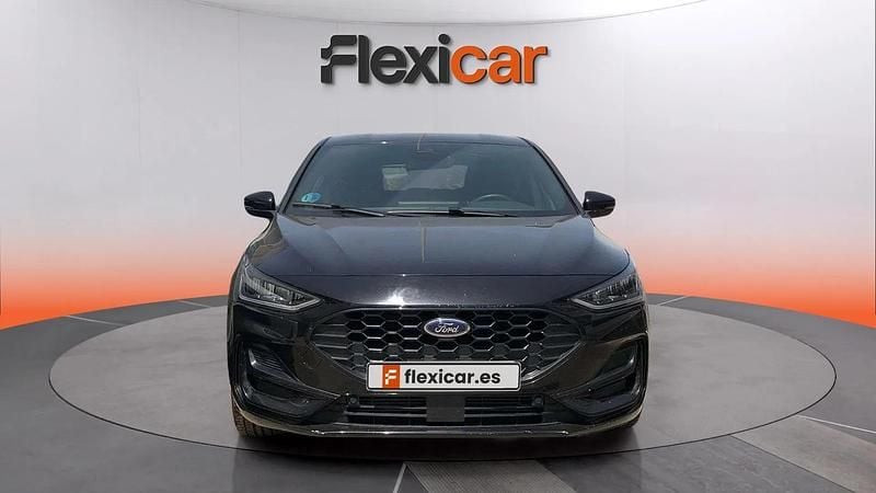 Usado Ford Focus ST-Line 125 CV (91 kW) 2023 Negro Berlina
