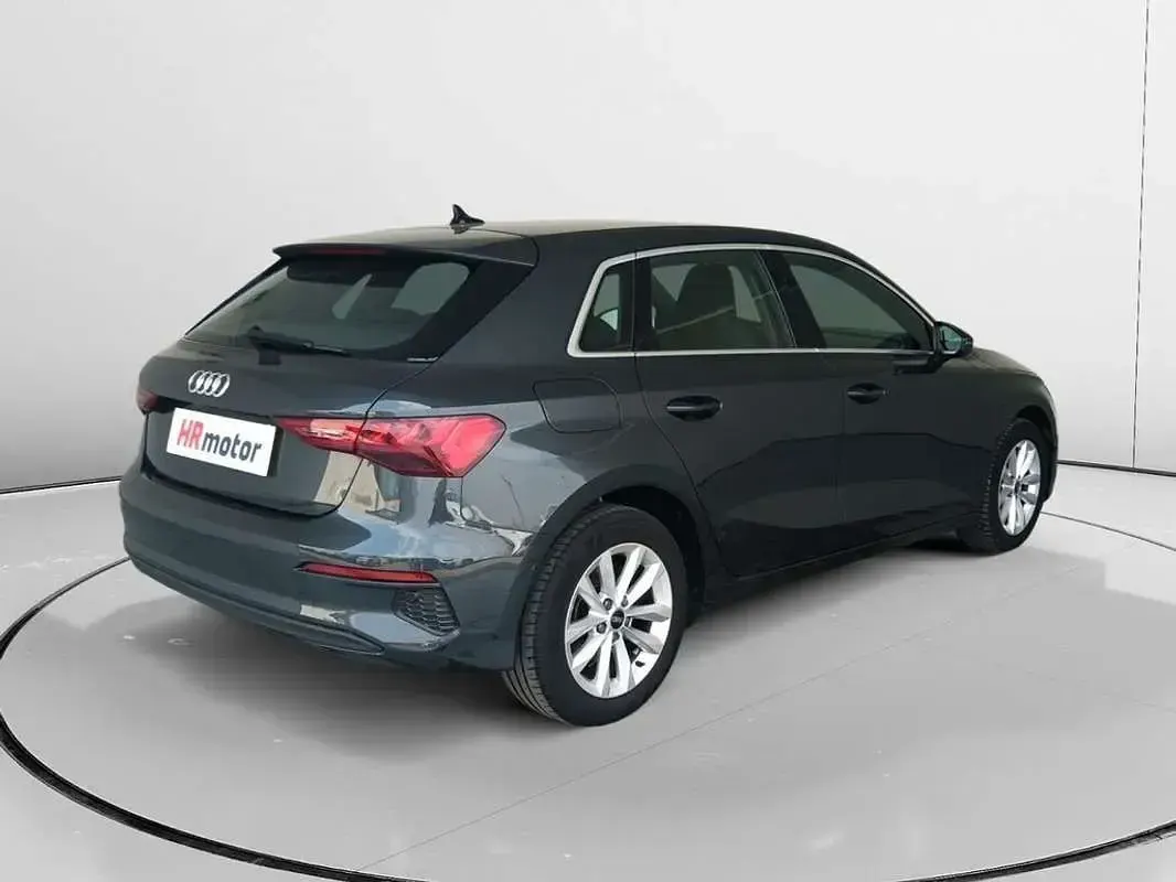 Usado Audi A3 Sportback 110 CV (80 kW) 2021 Gris Utilitario