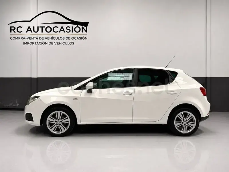 Usado Seat Ibiza 105 CV (77 kW) 2010 Blanco Berlina