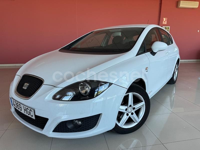 Blanco Usado 2011 Seat Leon Copa Berlina | 8490 € (Precio justo) - Imagen 1/4