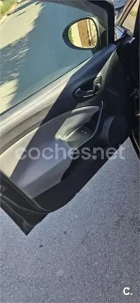 Usado Seat Ibiza Style 105 CV (77 kW) 2016 Negro Berlina