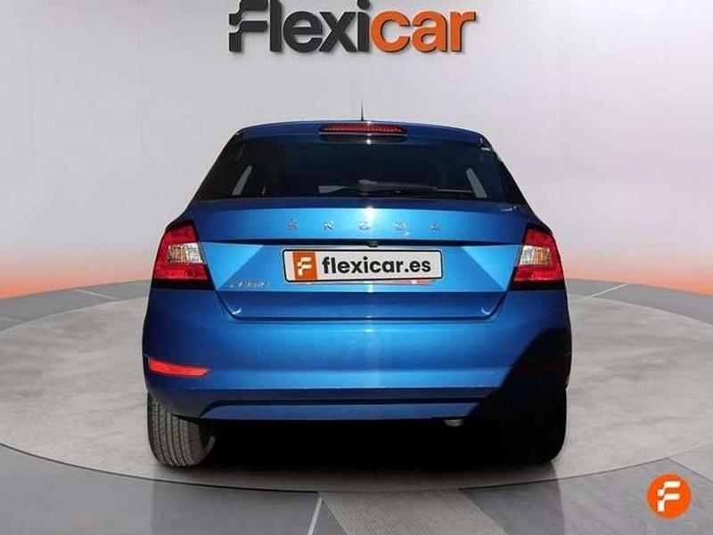 Usado Skoda Fabia Ambition 95 CV (69 kW) 2020 Azul Utilitario