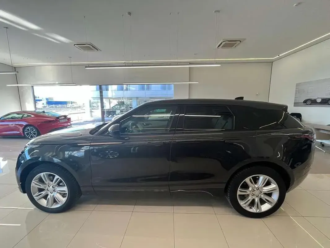 Usado Land Rover Range Rover Velar R-Dynamic 204 CV (150 kW) 2022 Gris SUV