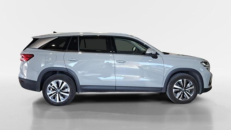 Usado Skoda Kodiaq Selection 150 CV (110 kW) 2025 Gris / plata SUV
