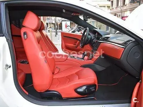 Usado Maserati Granturismo 405 CV (297 kW) 2014 Blanco Coupe