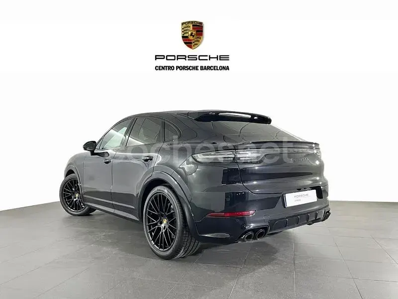 Usado Porsche Cayenne 460 CV (338 kW) 2021 Negro SUV
