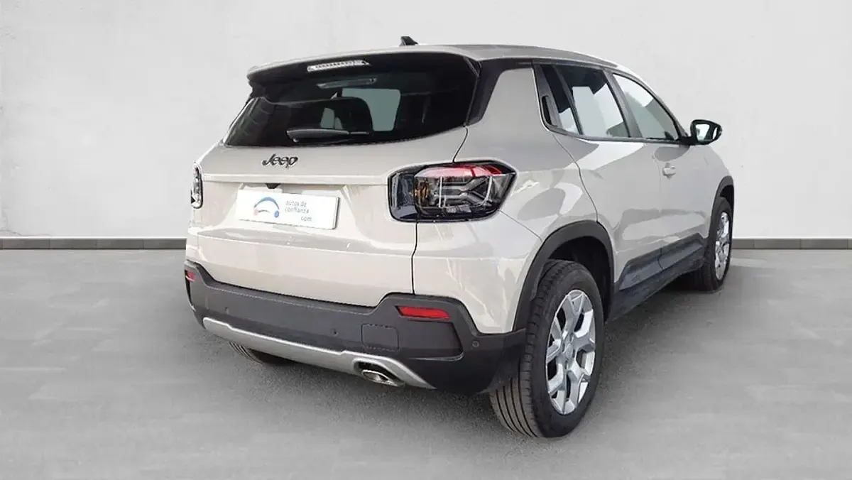 Usado Jeep Avenger Altitude 101 CV (74 kW) 2025 SUV