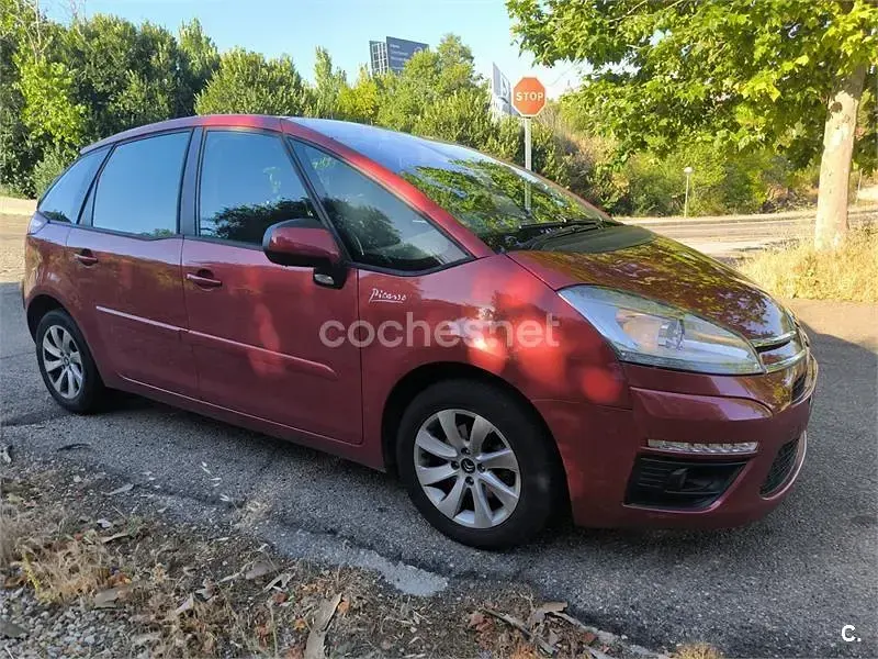 Usado Citroën C4 Picasso Attraction 120 CV (88 kW) 2012 Granate Monovolumen