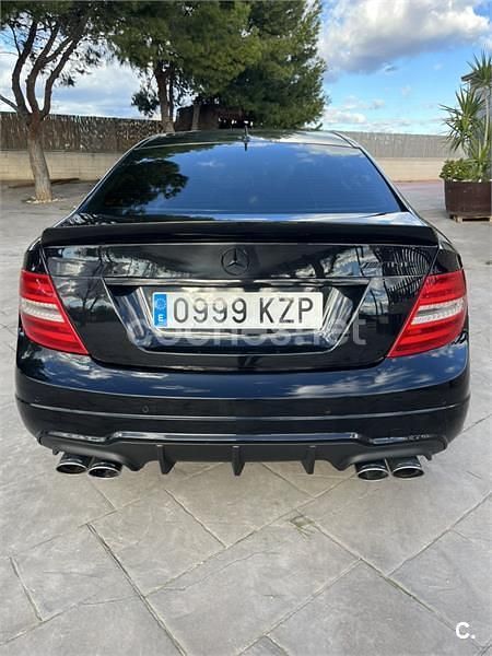 Usado Mercedes C220 170 CV (125 kW) 2012 Negro Coupe