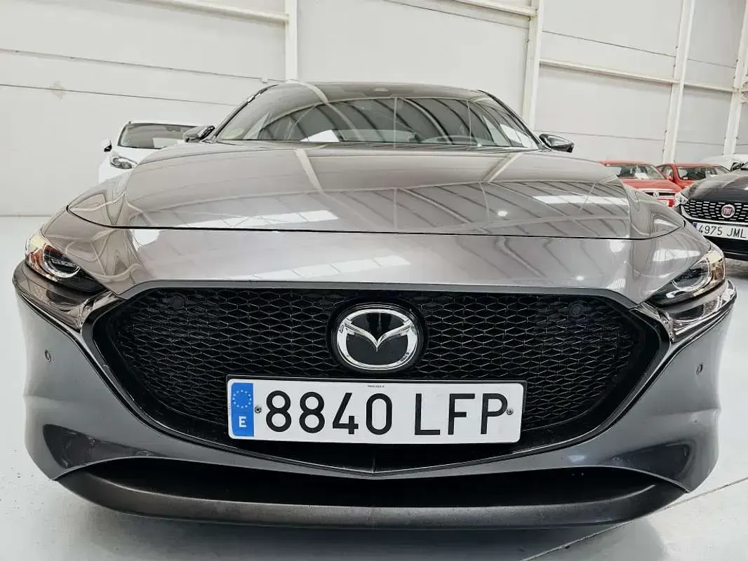 Usado Mazda 3 116 CV (85 kW) 2020 Gris Utilitario