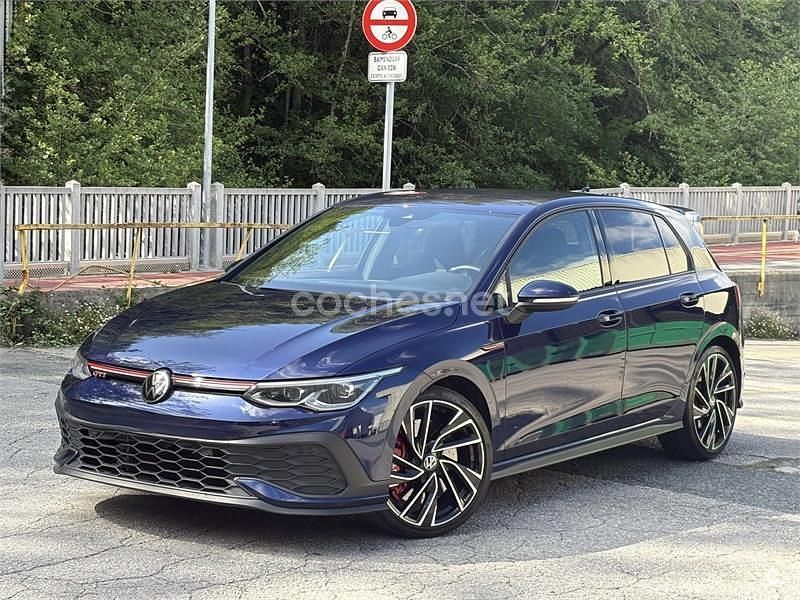 Azul Usado 2022 VW Golf VIII GTI Clubsport Berlina | 31.490 € (Super precio) - Imagen 1/4
