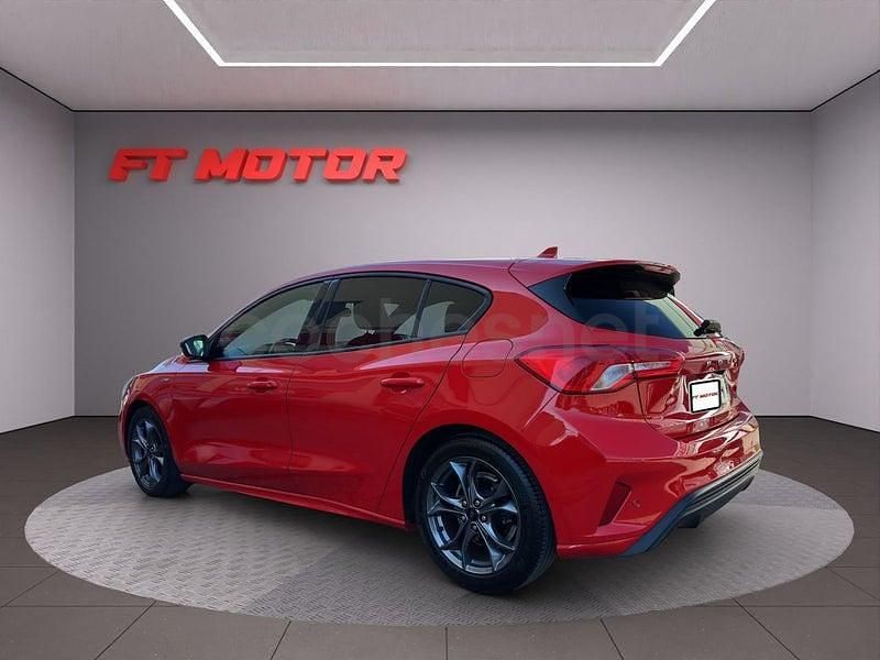 Usado Ford Focus ST-Line 125 CV (91 kW) 2019 Rojo Berlina