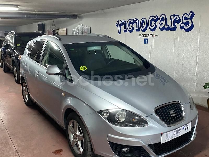 Gris / plata Usado 2011 Seat Altea XL Style Monovolumen | 6200 € (Precio justo) - Imagen 1/4