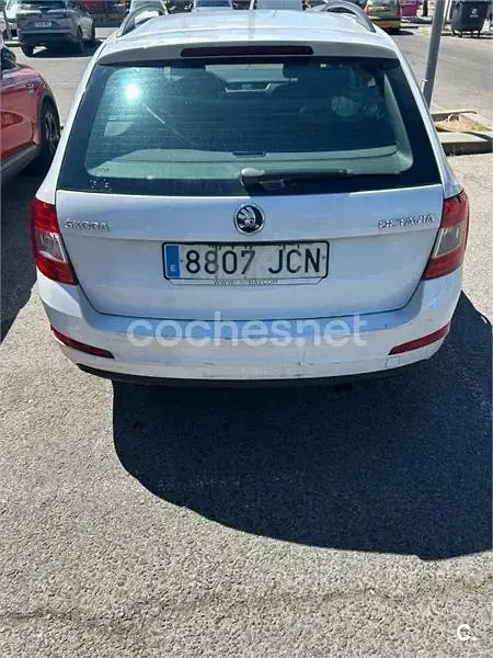 Brugt Skoda Octavia Ambition 105 HK (77 kW) 2015 Hvid Stationcar