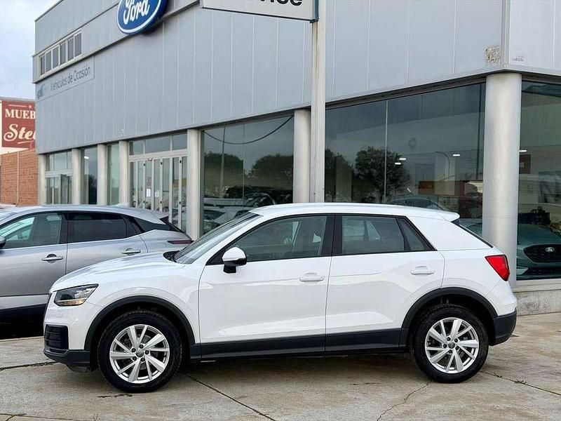 Usado Audi Q2 Advanced 116 CV (85 kW) 2019 Blanco SUV