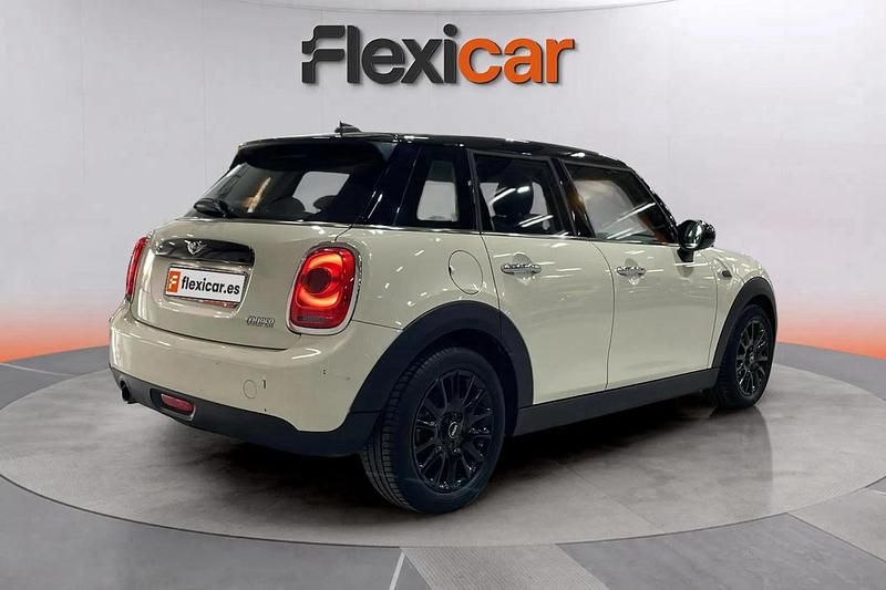Usado Mini Cooper 136 CV (100 kW) 2017 Blanco Utilitario