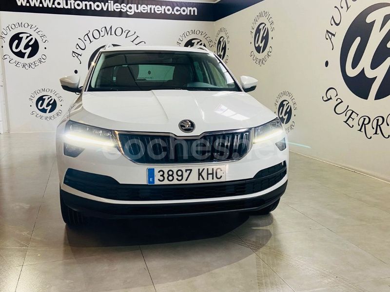 Blanco Usado 2018 Skoda Karoq Ambition SUV | 18.990 € (Caro) - Imagen 1/4
