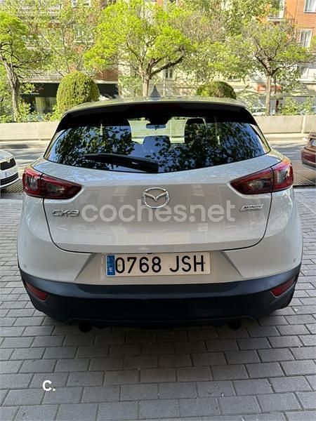 Usado Mazda CX-3 Luxury 105 HP (77 kW) 2016 Cinzento SUV