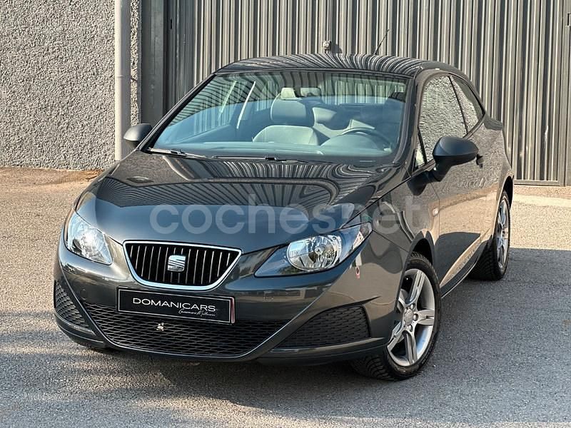 Verde Usado 2009 Seat Ibiza SC Reference Utilitario | 5900 € (Precio justo) - Imagen 1/4