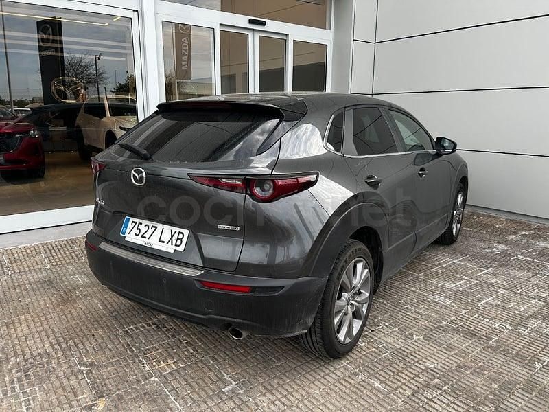 Usado Mazda CX-30 122 CV (89 kW) 2022 Gris / plata SUV