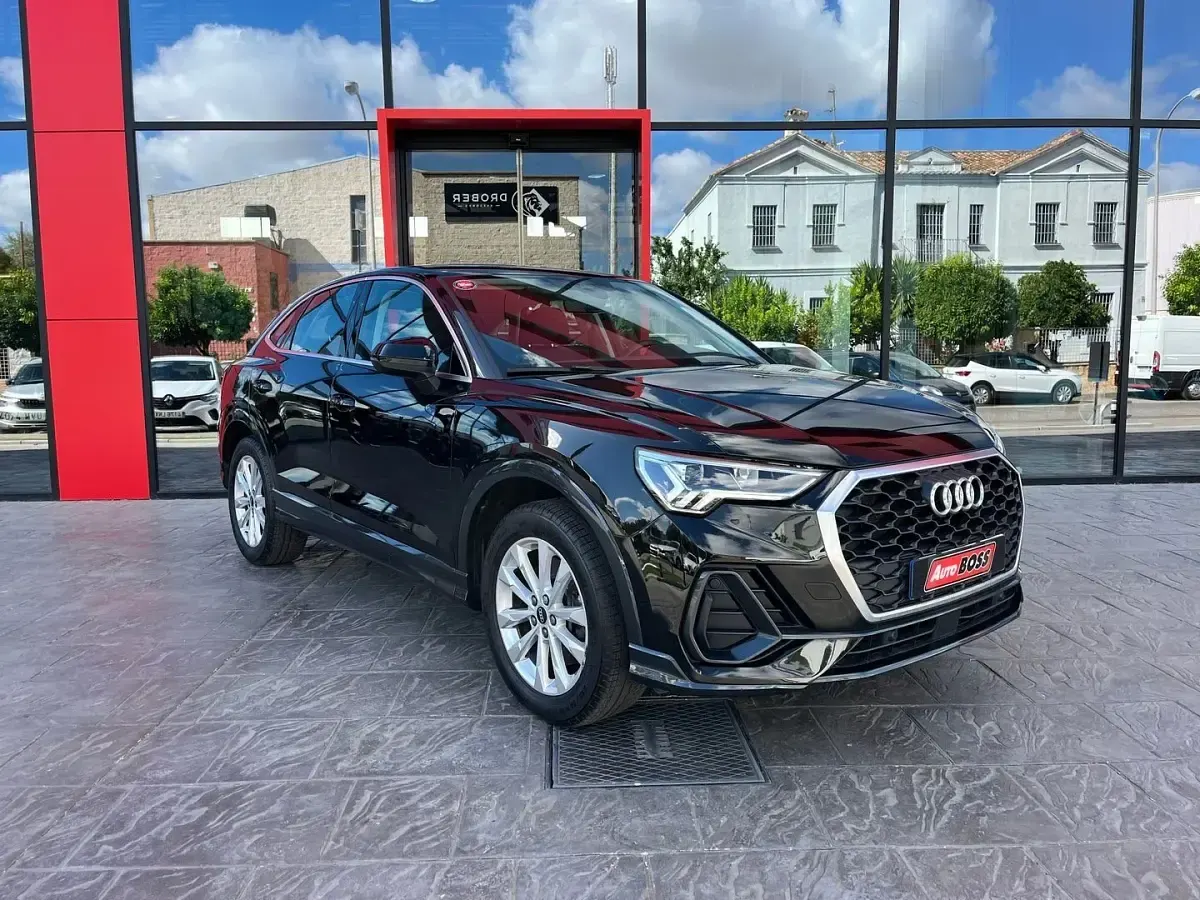 Usado Audi Q3 Sportback S-Line 245 CV (180 kW) 2022 Negro SUV