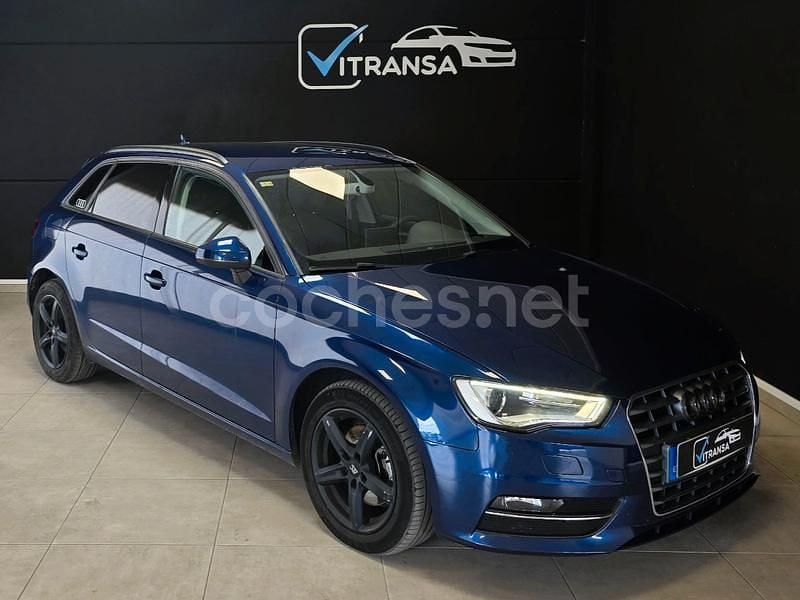 Azul Usado 2016 Audi A3 Attraction Berlina | 12.500 € (Precio justo) - Imagen 1/4